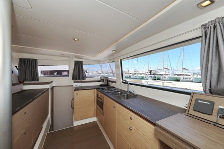 Catana Group Bali 4.3 - 4 + 2 cab. Summer Loft