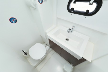 Catana Group Bali 4.3 MY - 4 + 1 cab Sierra