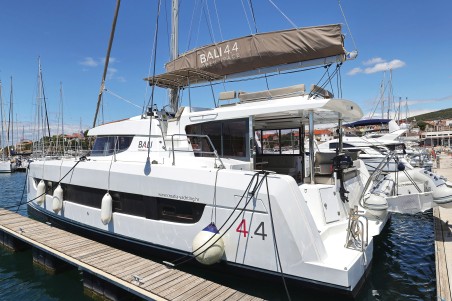 Catana Group Bali 4.4 - 4 + 1 cab. Algol