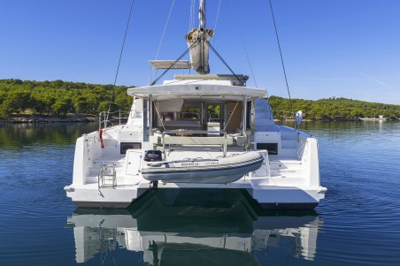 Catana Group Bali 4.4 - 4 + 1 cab. Mela