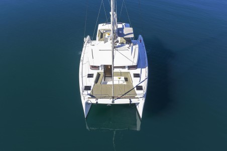 Catana Group Bali 4.4 - 4 + 1 cab. Mela