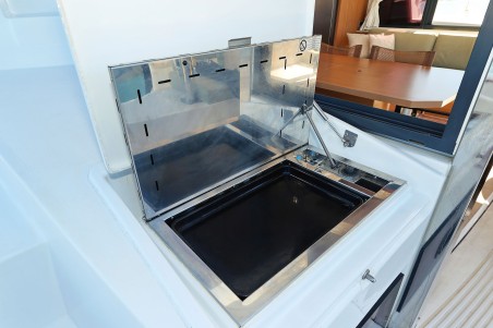 Catana Group Bali 4.4 - 4 + 1 cab. Mela