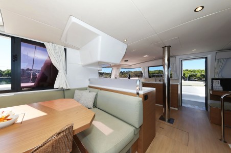 Catana Group Bali 4.4 - 4 + 1 cab. Mela