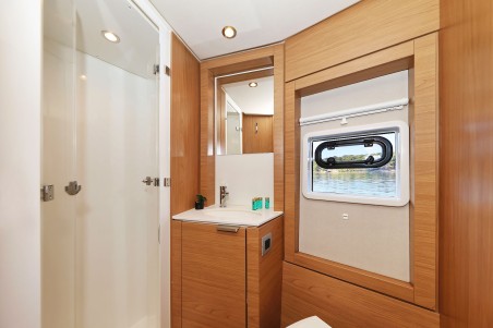 Catana Group Bali 4.4 - 4 + 1 cab. Mela