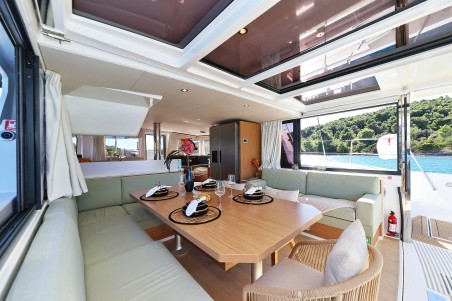 Catana Group Bali 4.4 - 4 + 1 cab. Voyager