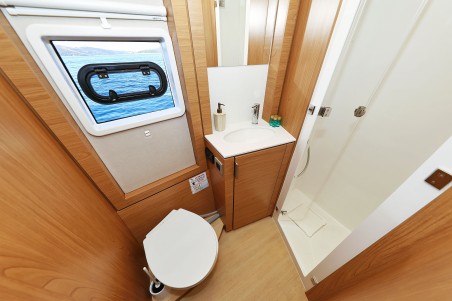 Catana Group Bali 4.4 - 4 + 1 cab. Voyager