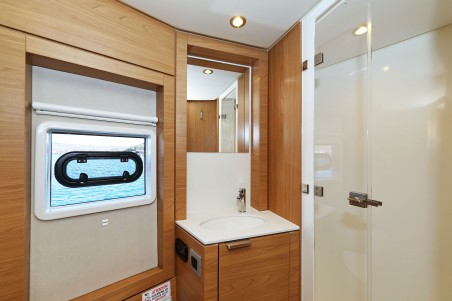 Catana Group Bali 4.4 - 4 + 1 cab. Voyager