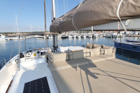 Catana Group Bali 4.4 - 4 + 2 cab. Trinity