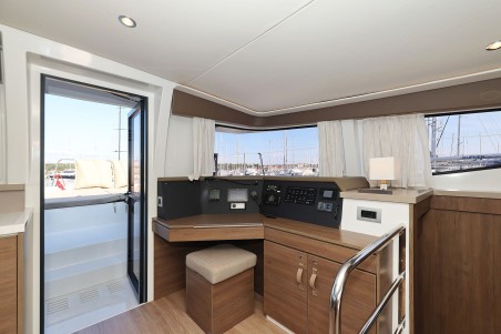 Catana Group Bali 4.4 - 4 + 2 cab. Trinity