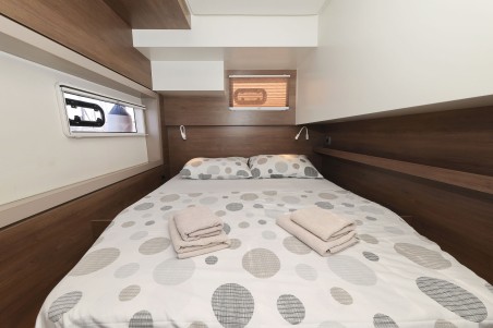 Catana Group Bali 4.4 - 4 + 2 cab. Trinity