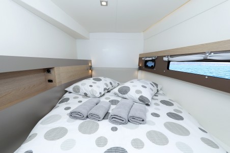 Catana Group Bali 4.5 - 4 + 2 cab. Chimaera