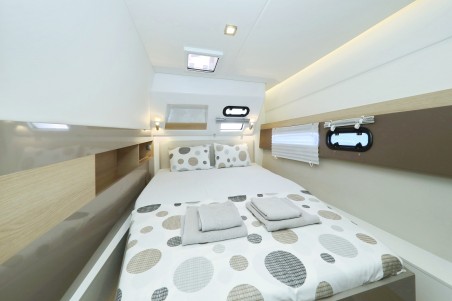 Catana Group Bali 4.5 - 4 + 2 cab. Sylvester