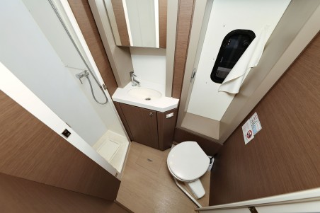 Catana Group Bali 4.6 - 5 + 1 cab. Acrux