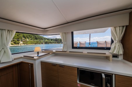 Catana Group Bali 4.6 - 5 + 2 cab. C'est la vie