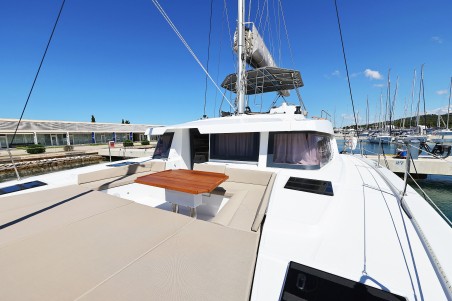 Catana Group Bali 4.6 - 5 + 2 cab. Hermine