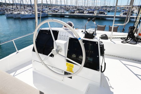 Catana Group Bali 4.6 - 5 + 2 cab. Hermine