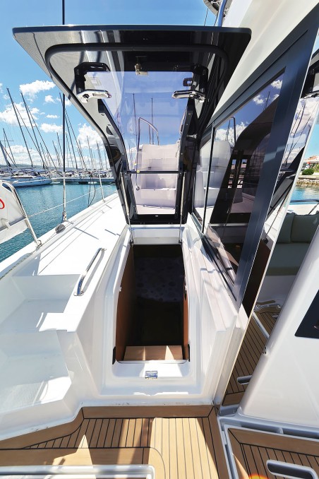 Catana Group Bali 4.6 - 5 + 2 cab. Hermine