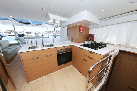 Catana Group Bali 4.6 - 5 + 2 cab. Hermine