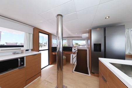 Catana Group Bali 4.6 - 5 + 2 cab. Hermine