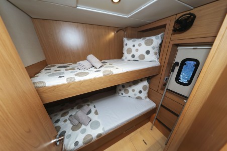 Catana Group Bali 4.6 - 5 + 2 cab. Hermine