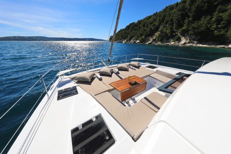 Catana Group Bali 4.6 - 5 + 2 cab. Joie de vivre