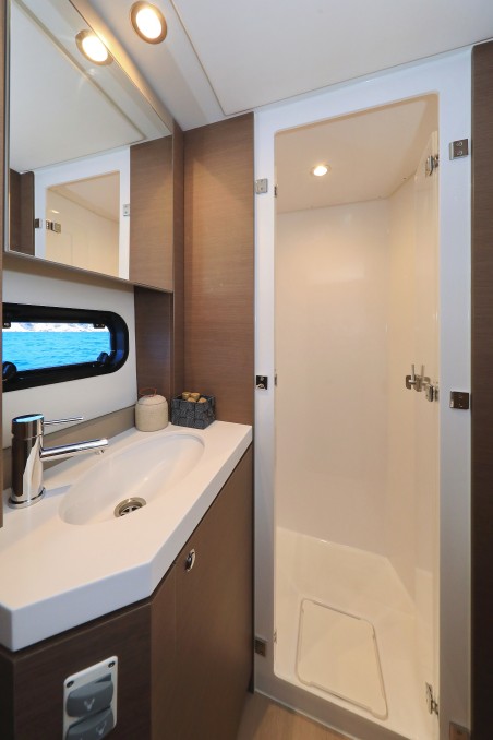 Catana Group Bali 4.6 - 5 + 2 cab. Joie de vivre