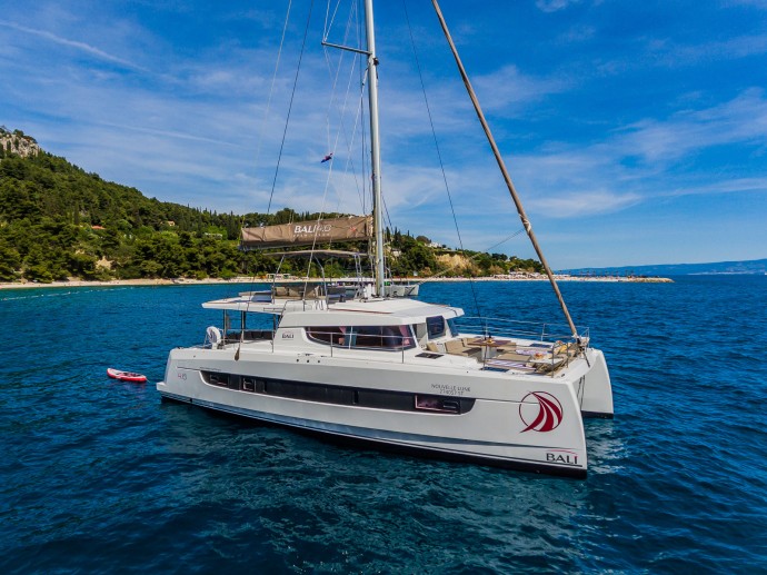 Catana Group Bali 4.6 - 5 + 2 cab. Nouvelle Lune