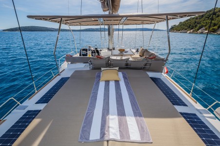 Catana Group Bali 4.6 - 5 + 2 cab. Nouvelle Lune