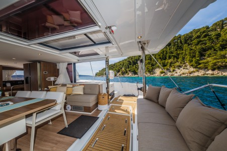 Catana Group Bali 4.6 - 5 + 2 cab. Nouvelle Lune