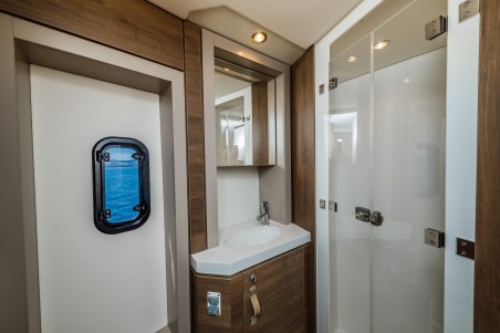 Catana Group Bali 4.6 - 5 + 2 cab. Nouvelle Lune