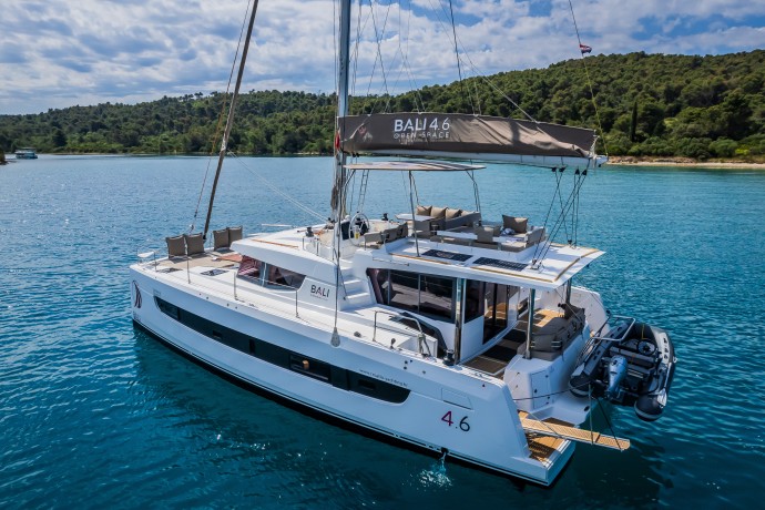 Catana Group Bali 4.6 - 5 + 2 cab. Sunshine