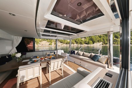 Bali 4.8 | Czarter jachtu Chorwacja | Travelboat