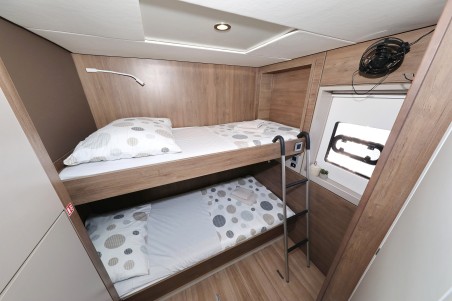 Bali 4.8 | Czarter jachtu Chorwacja | Travelboat