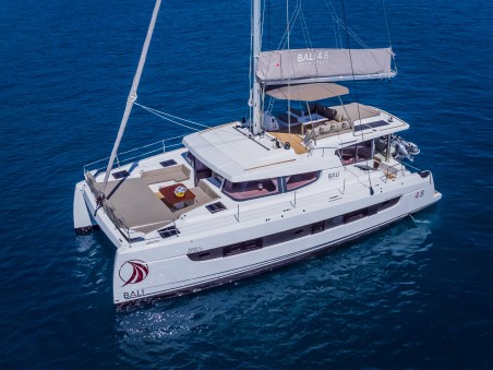 Catana Group Bali 4.8 - 5 + 2 cab Manul