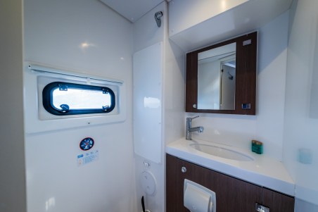 Catana Group Bali 4.8 - 6 + 1 cab. Esthera