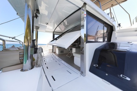 Catana Group Bali 4.8 - 6 cab. Vaya Con Dios