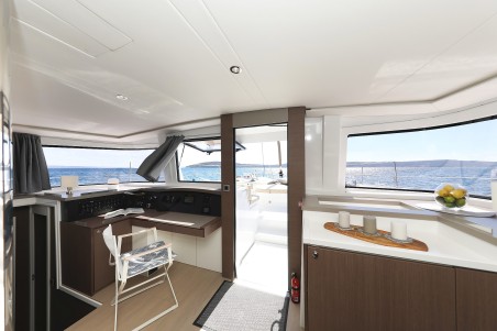 Catana Group Bali 4.8 - 6 cab. Vaya Con Dios