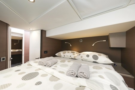 Catana Group Bali 4.8 - 6 cab. Vaya Con Dios