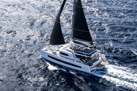 Catana Group Bali 5.2 - 5 + 2 cab. Lumière