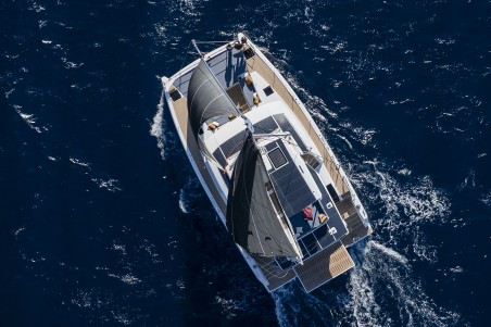 Catana Group Bali 5.2 - 5 + 2 cab. Lumière