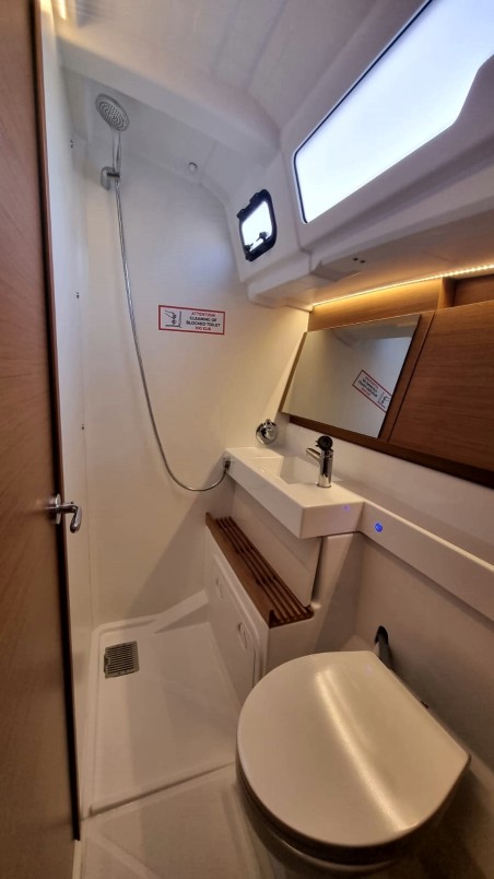 Jeanneau Sun Odyssey 490 - 5 + 1 cab. Izzy