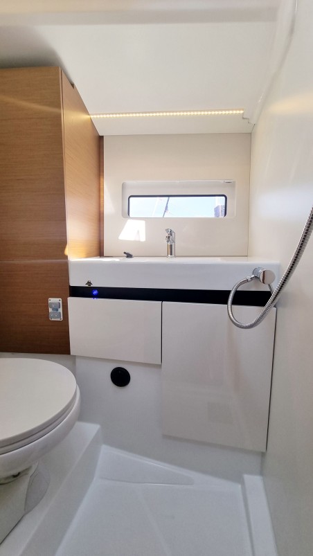 Jeanneau Sun Odyssey 490 - 5 + 1 cab. Izzy