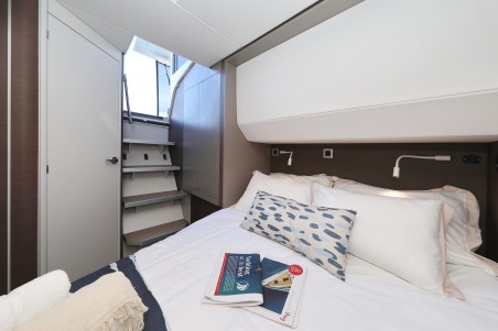 Catana Group Bali 5.4 - 5 cab. EQ Horizon