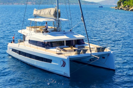 Catana Group Bali 5.8 - 5 + 2 cab. Joie de mer