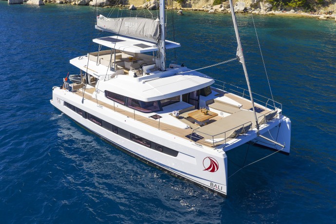 Bali 5.8 - 5 + 2 cab. | Czarter jachtu Chorwacja | Travelboat