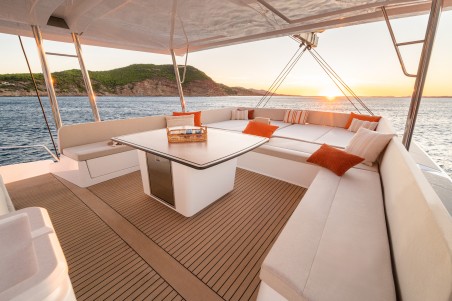 Bali 5.8 - 5 + 2 cab. | Czarter jachtu Chorwacja | Travelboat