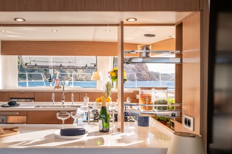 Catana Group Bali 5.8 - 5 + 2 cab. Marea III