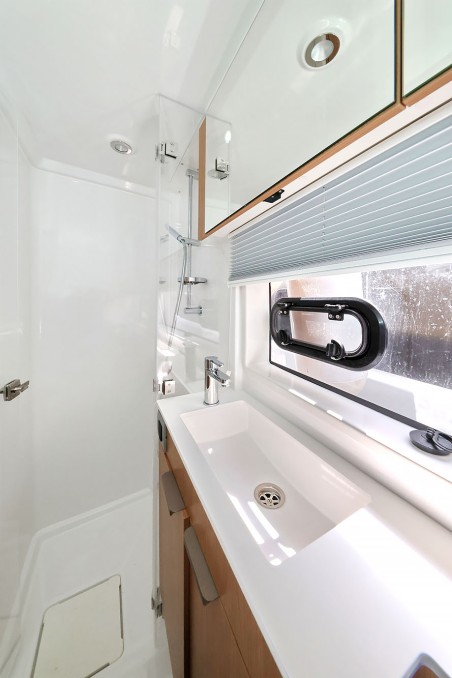 Catana Group Bali Catsmart - 4 cab. Aventurier