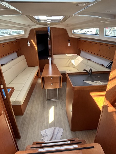 Bavaria Yachtbau Bavaria Cruiser 34 - 2 cab. 3 Lune