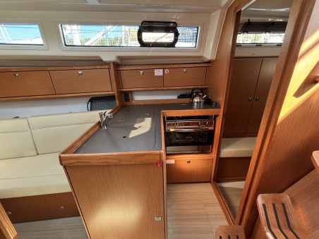 Bavaria Yachtbau Bavaria Cruiser 34 - 2 cab. 3 Lune